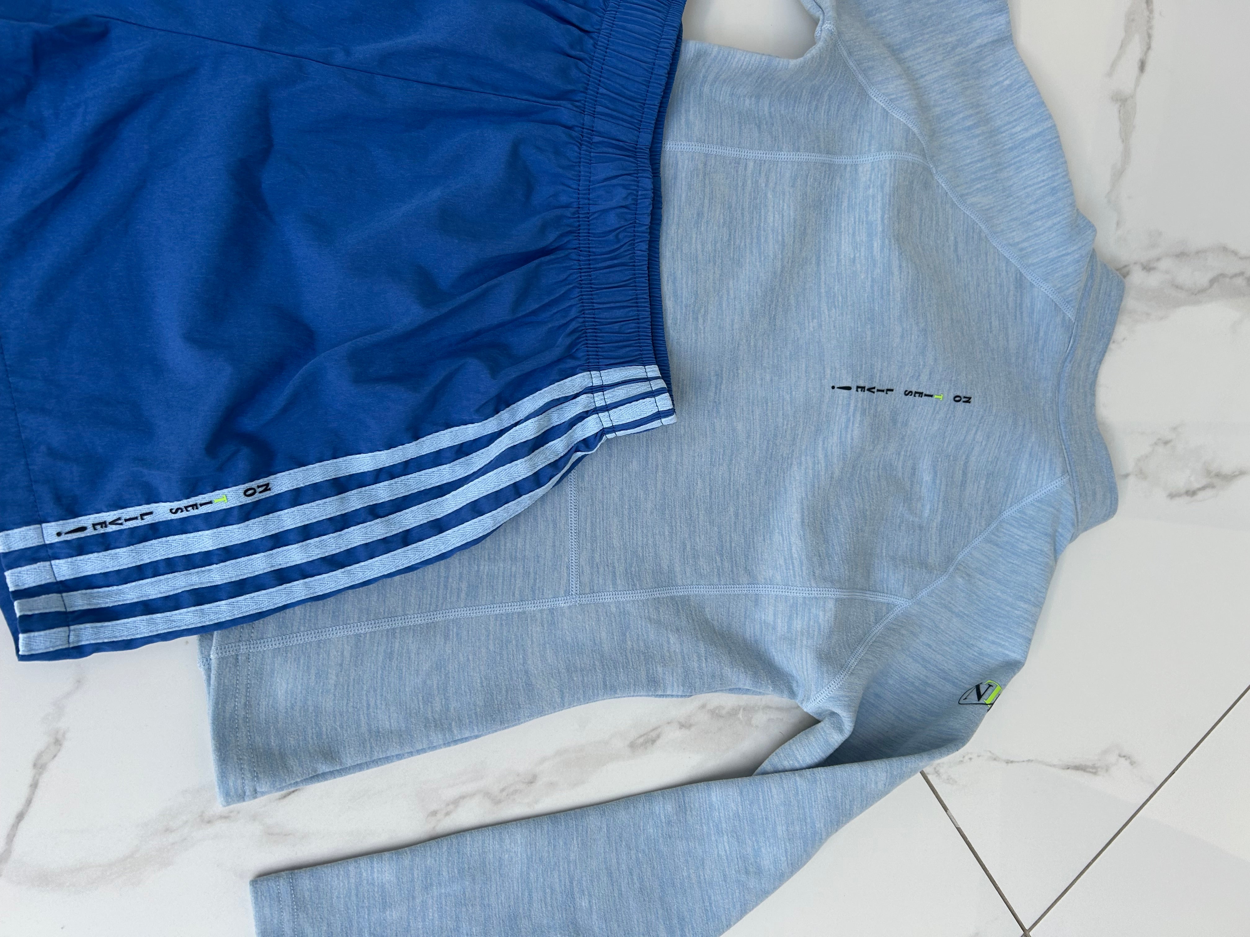 Soft fabric line detailed shorts