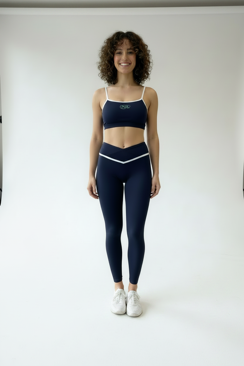 White trim v set