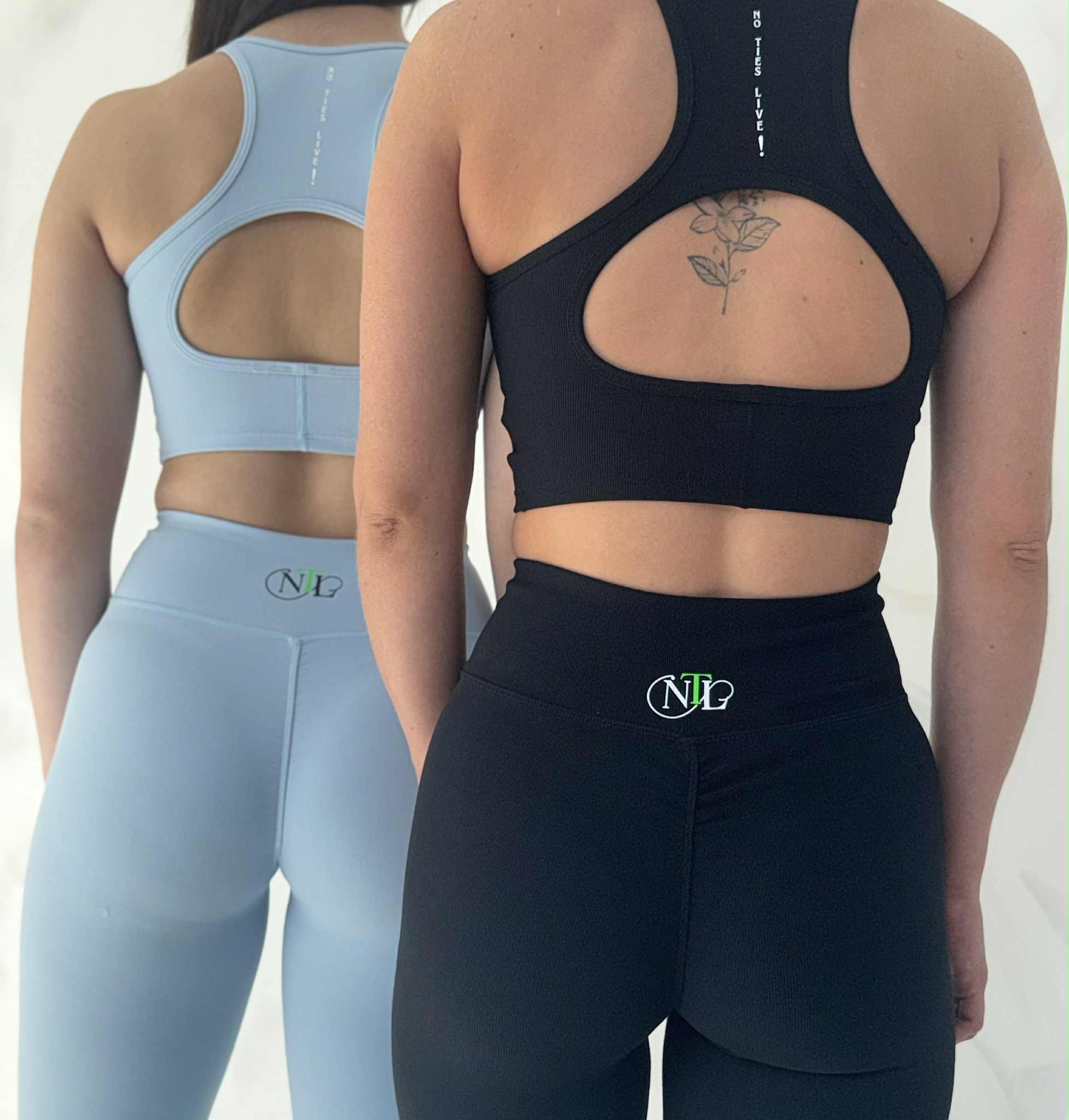 High waits v front sport set
