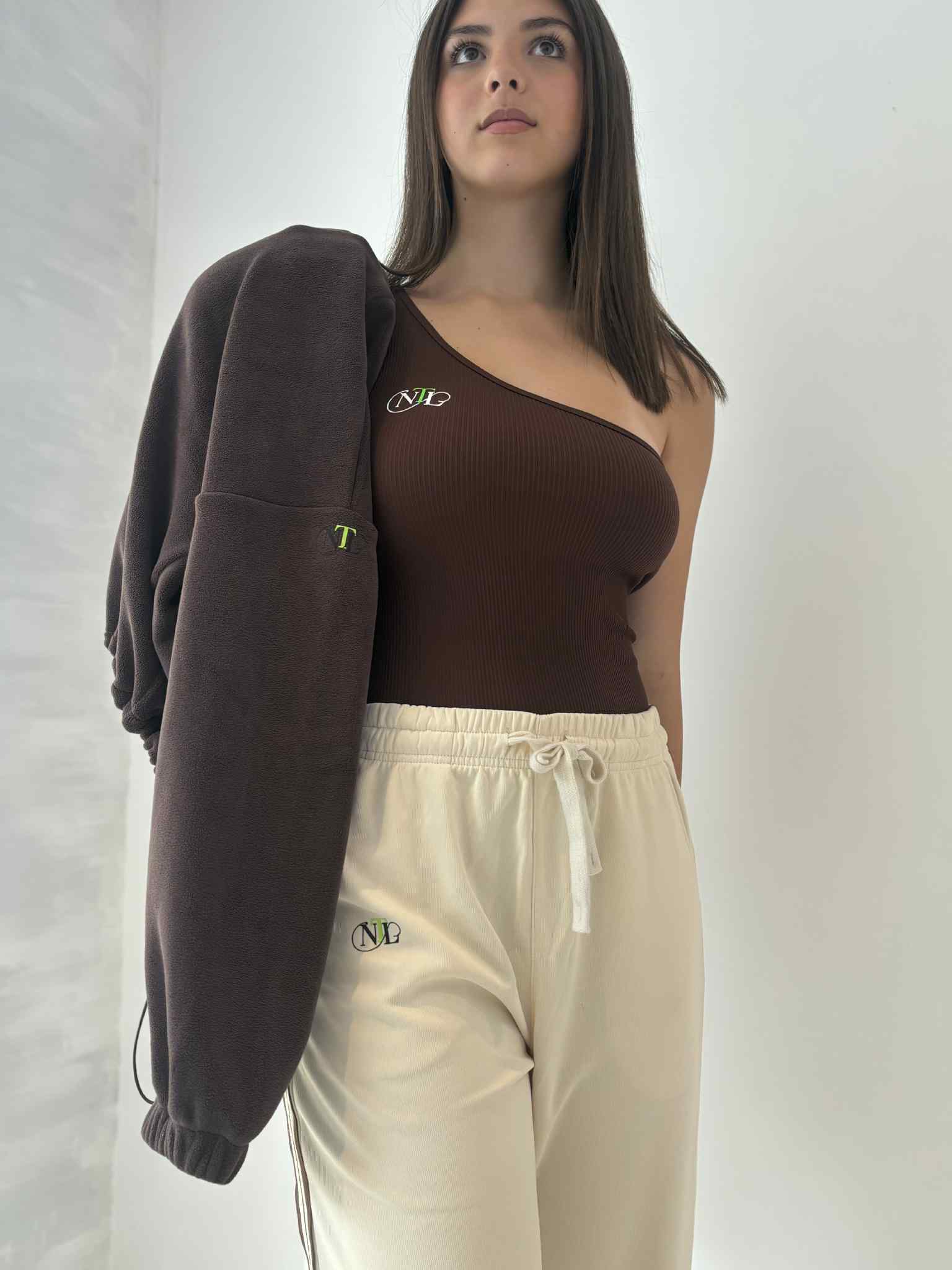 Seamless body suit