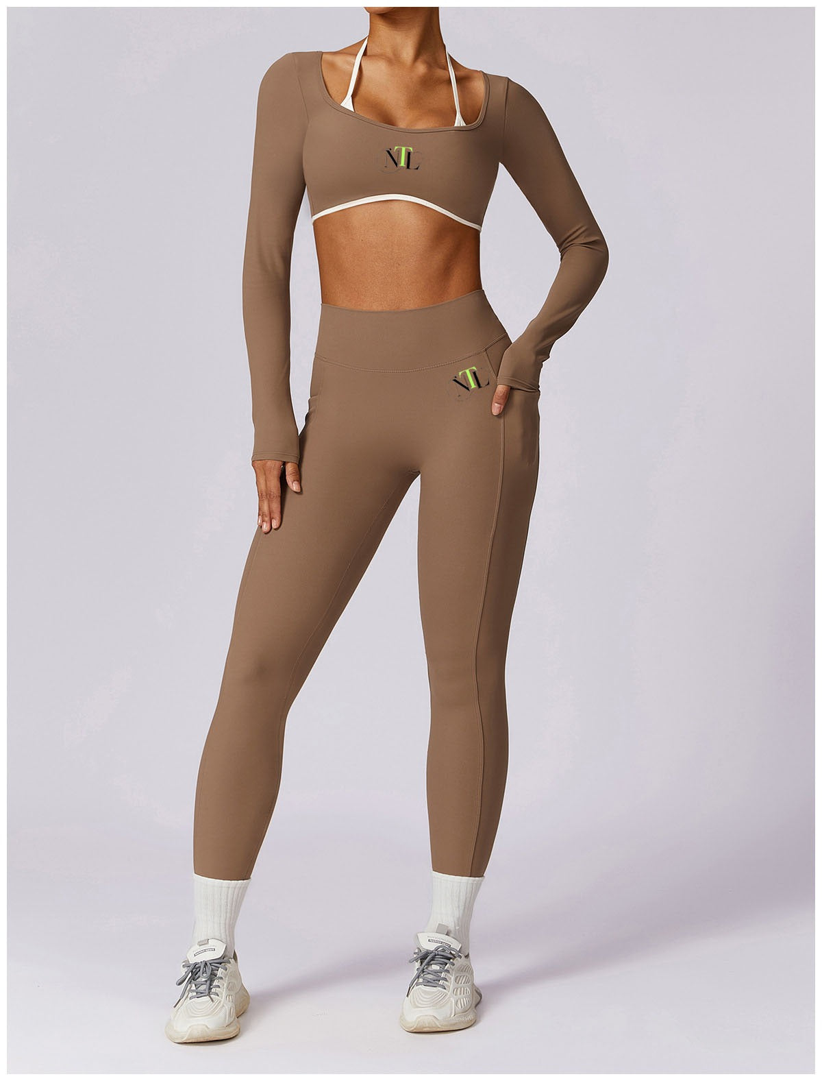 Long sleeve crop yoga suit