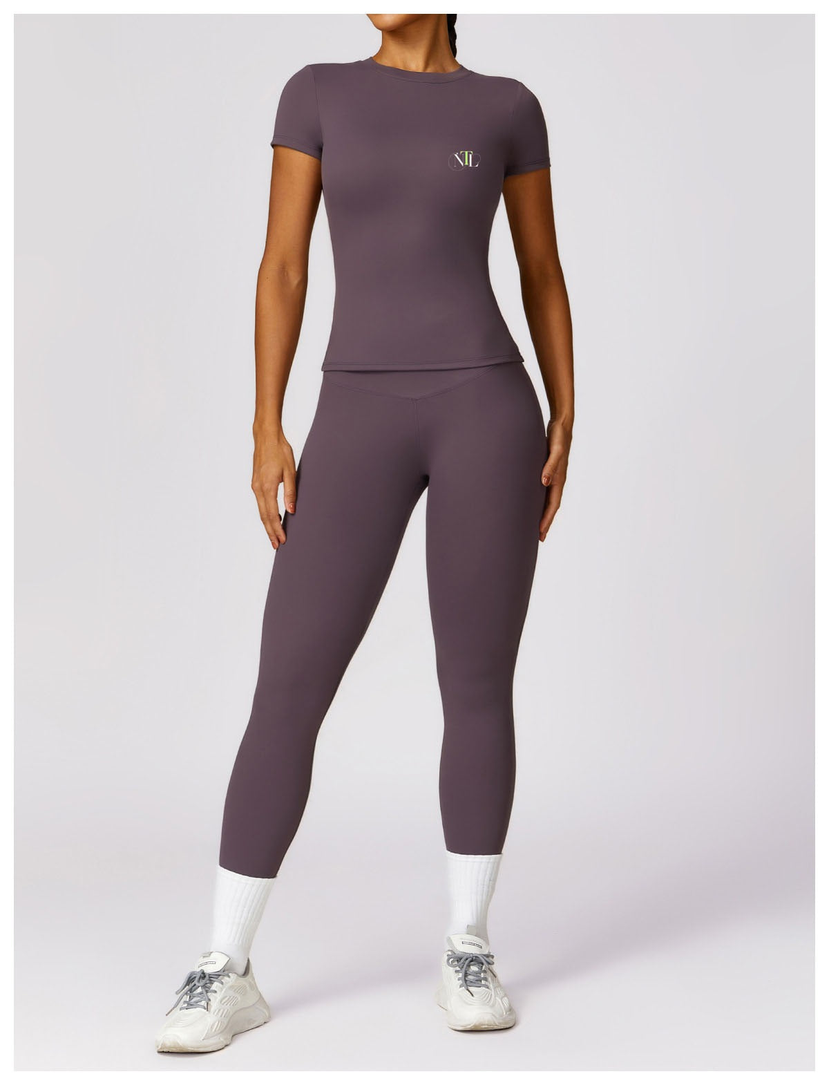 iCloud feel yoga set