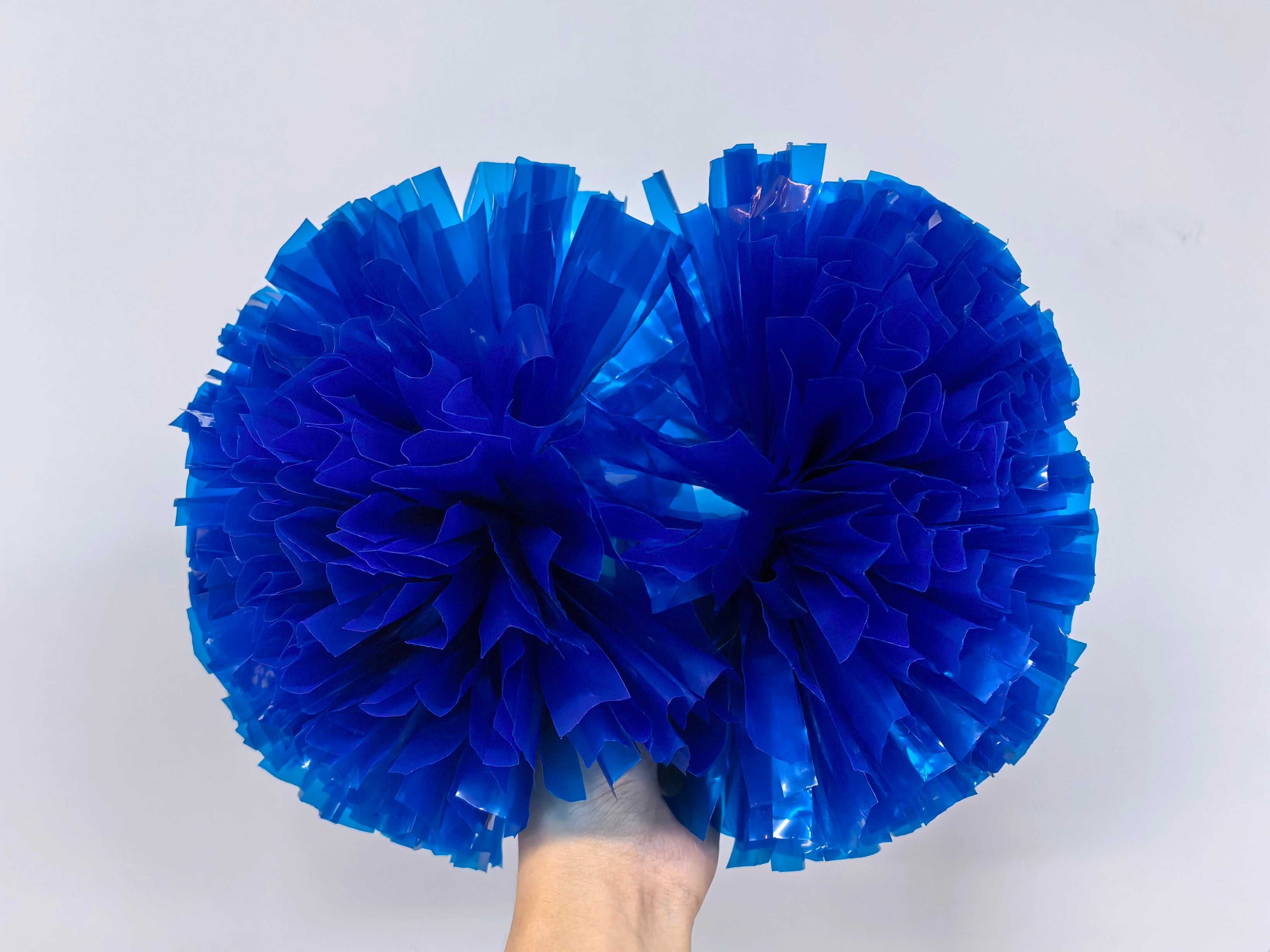 Fluffy dark blue full Pom