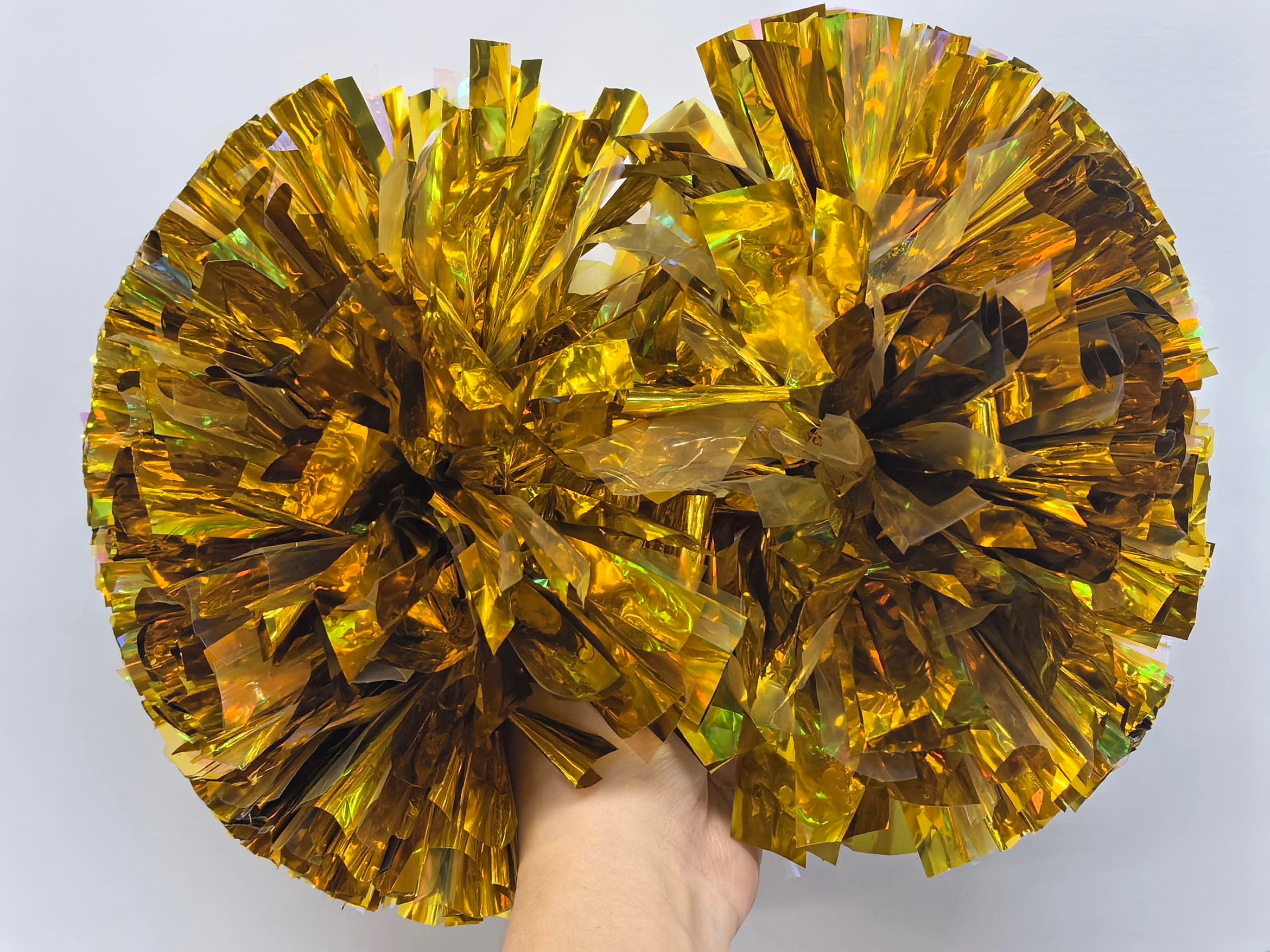 Full gold metallic Pom Pom