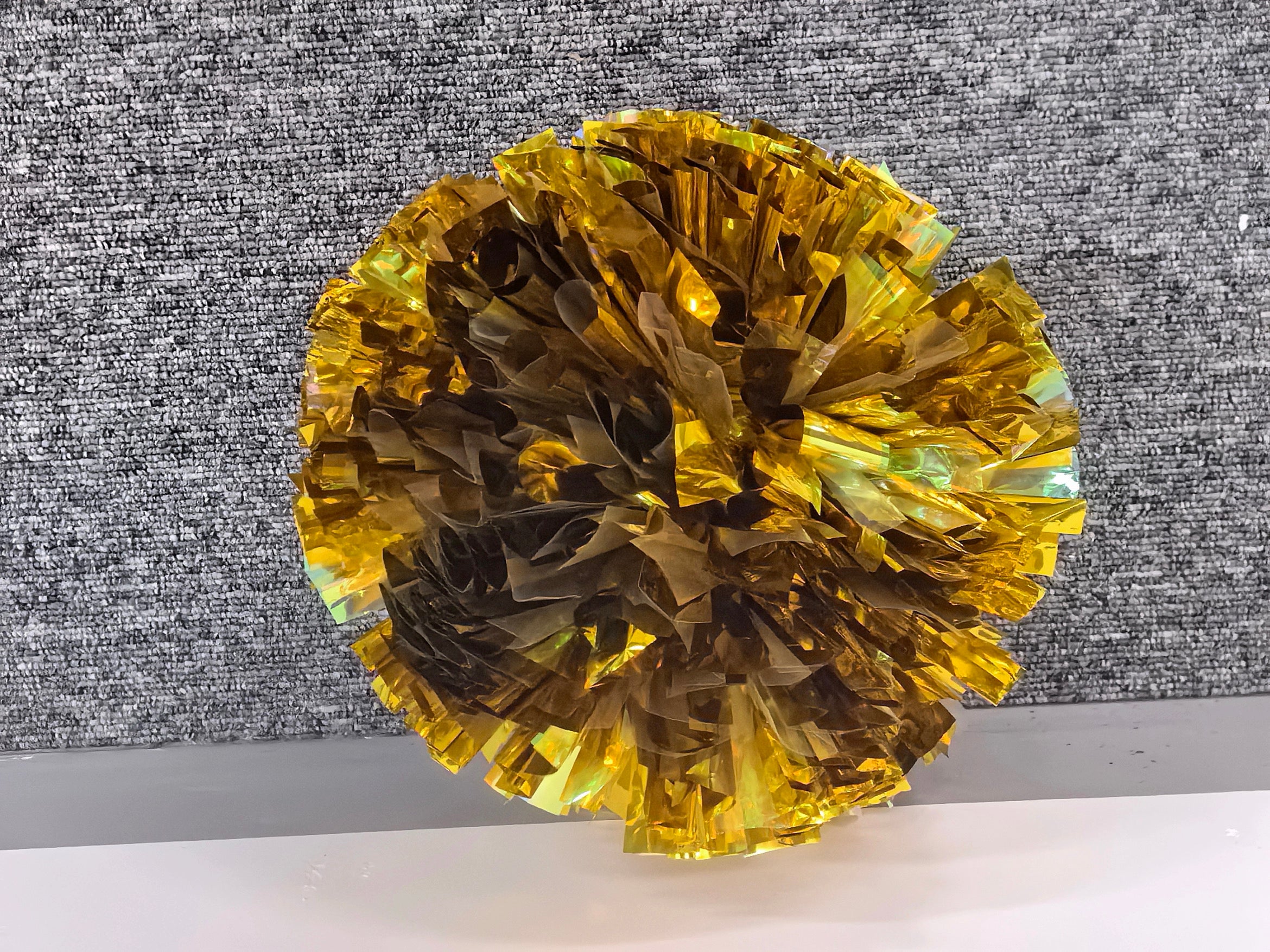 Full gold metallic Pom Pom