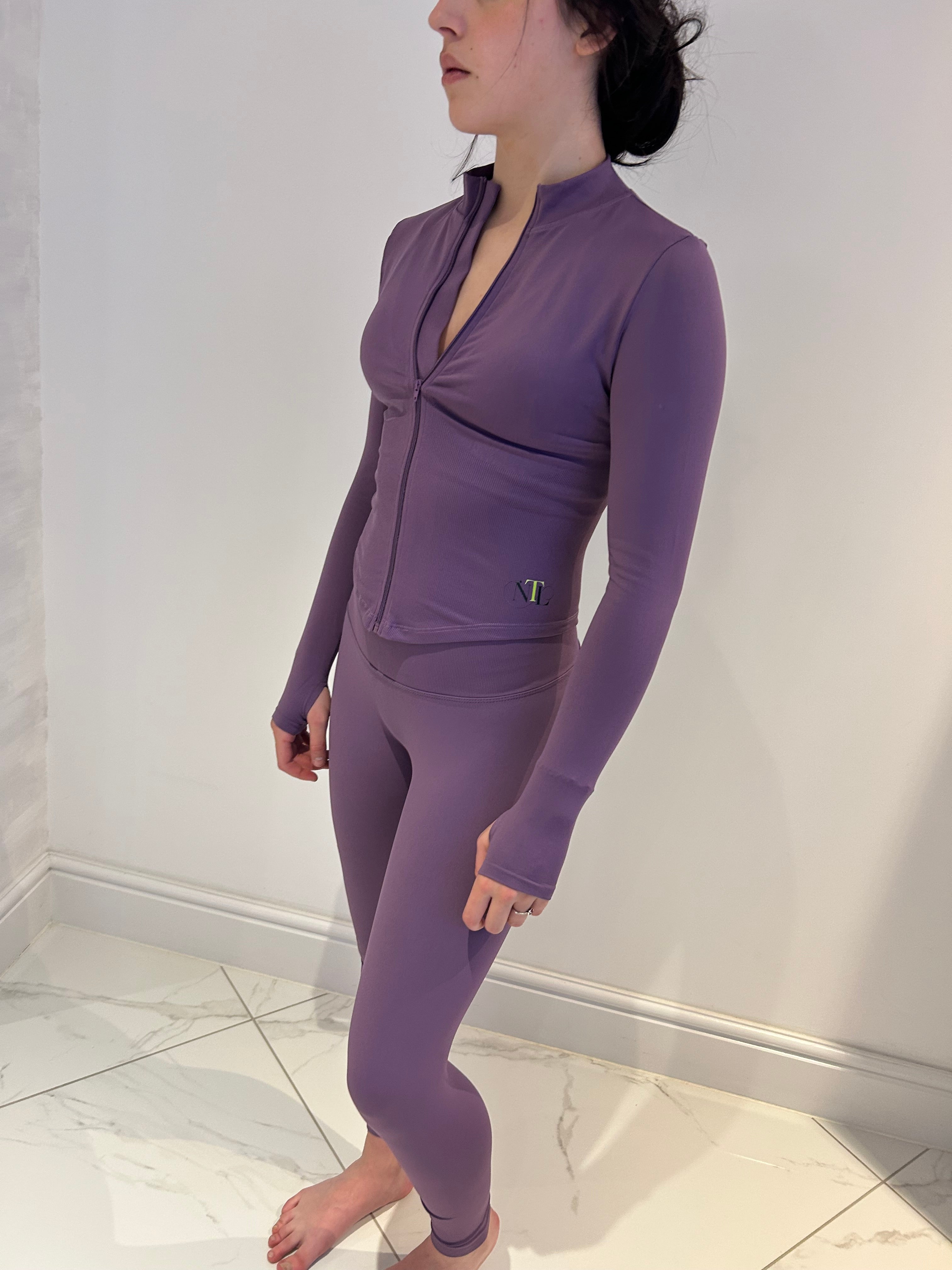 Scrunch bum, low back leggings