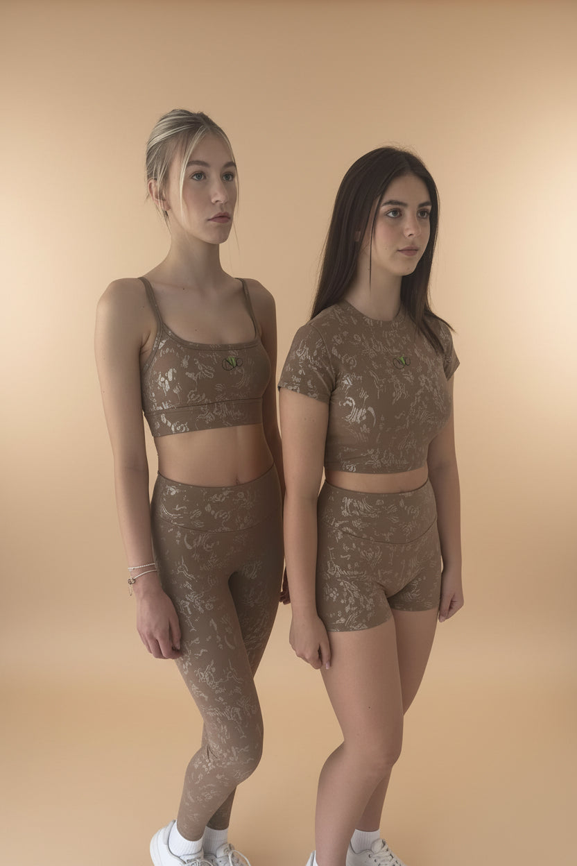 Embossed leggings