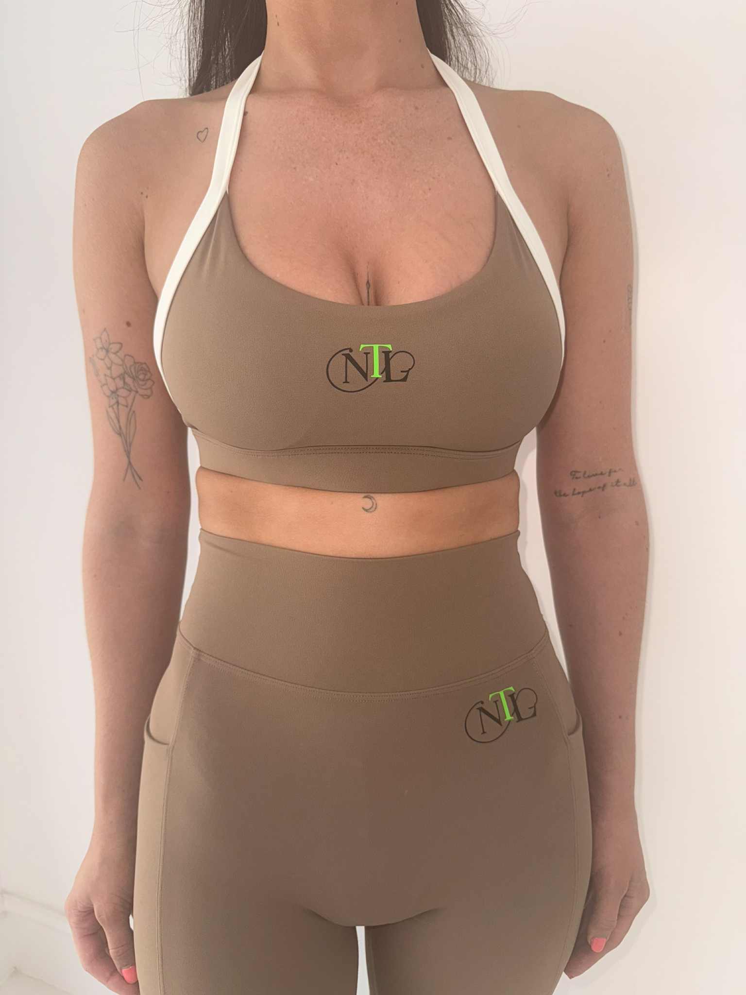 White strap yoga suit