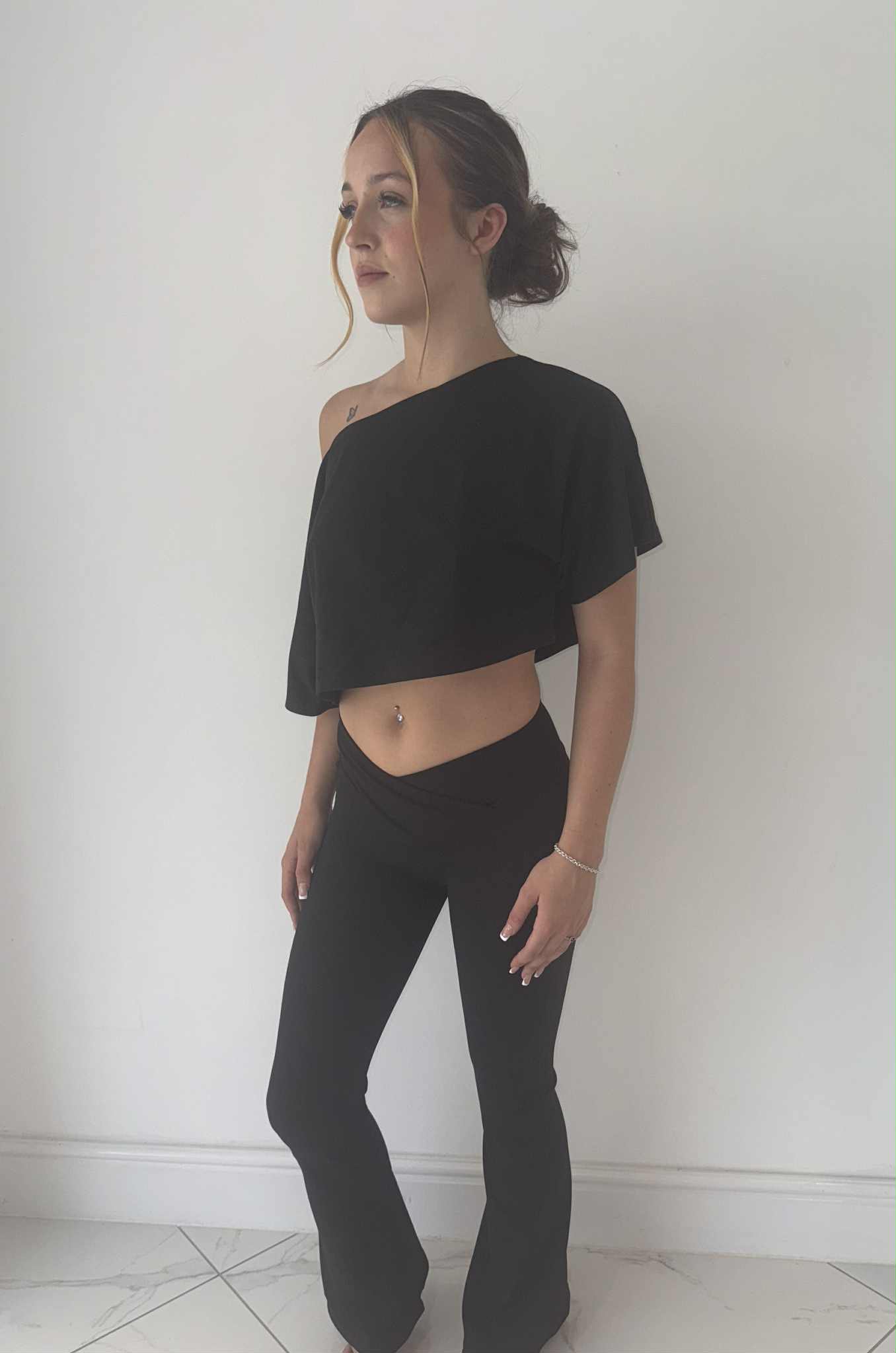 V cut high waisted flares