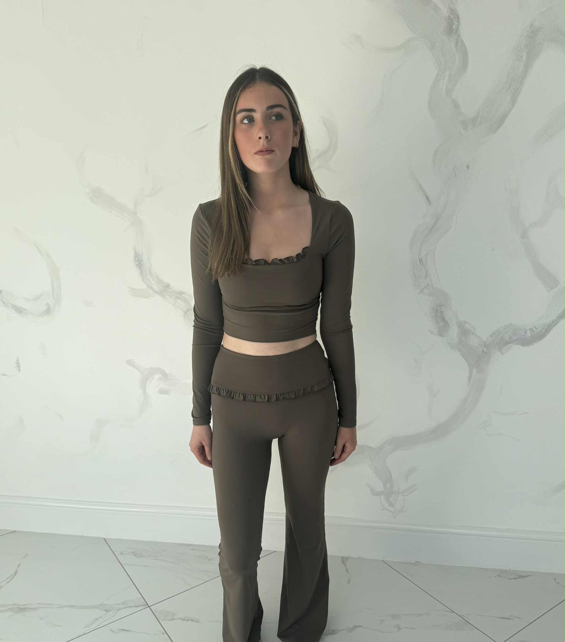 Hi waisted hip frill yoga set