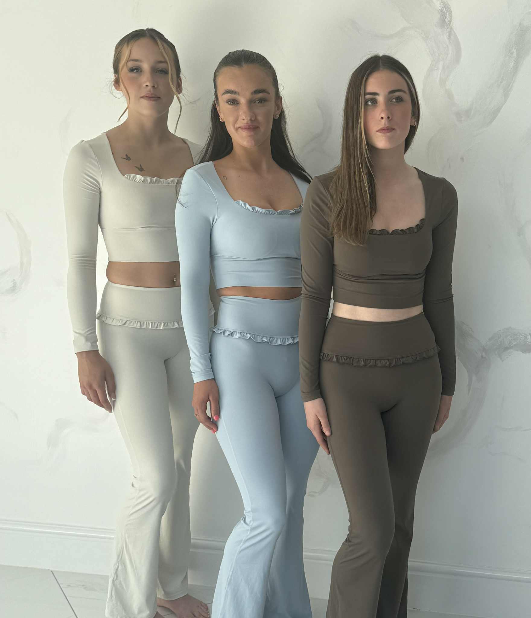Hi waisted hip frill yoga set