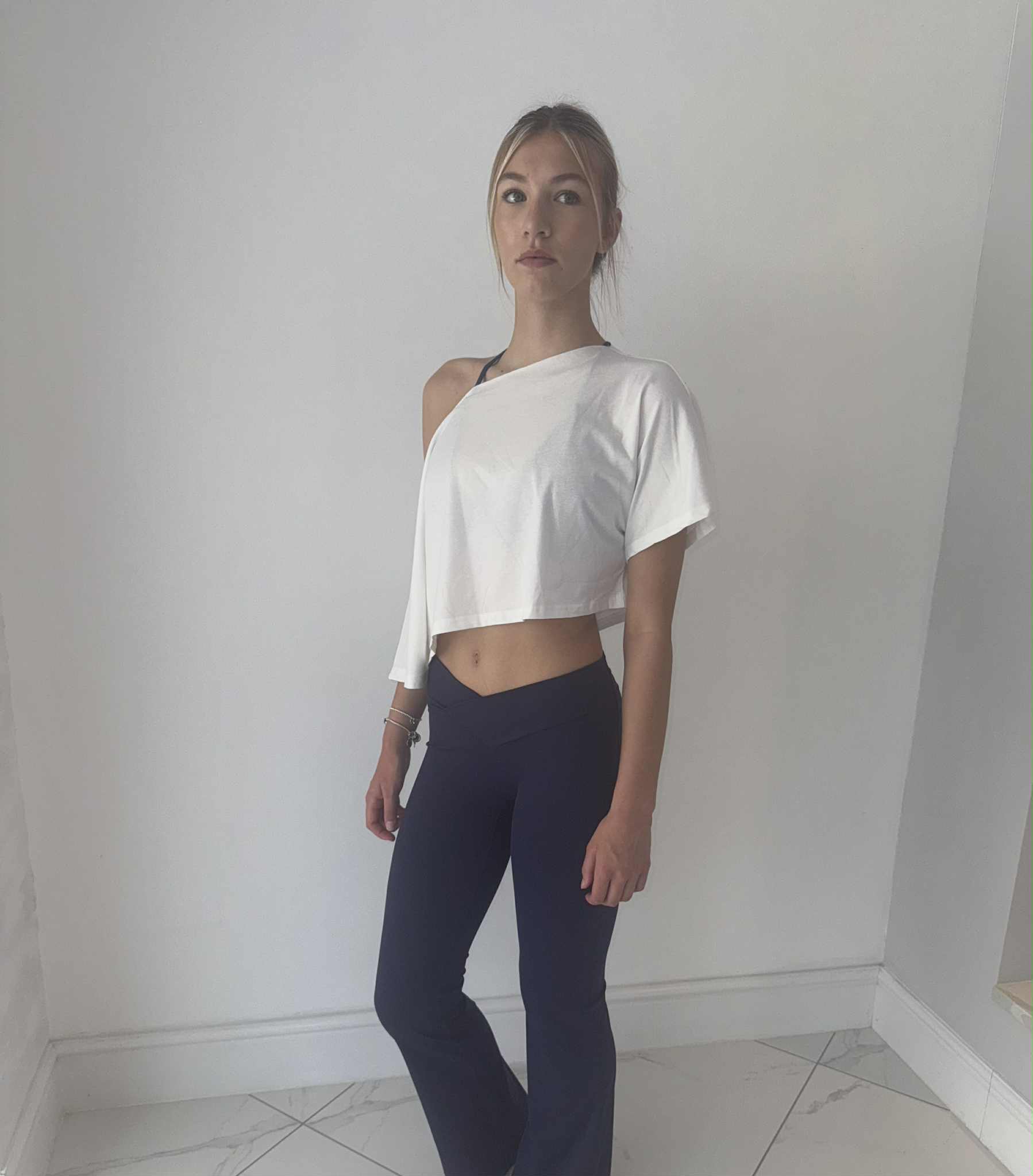 V cut high waisted flares