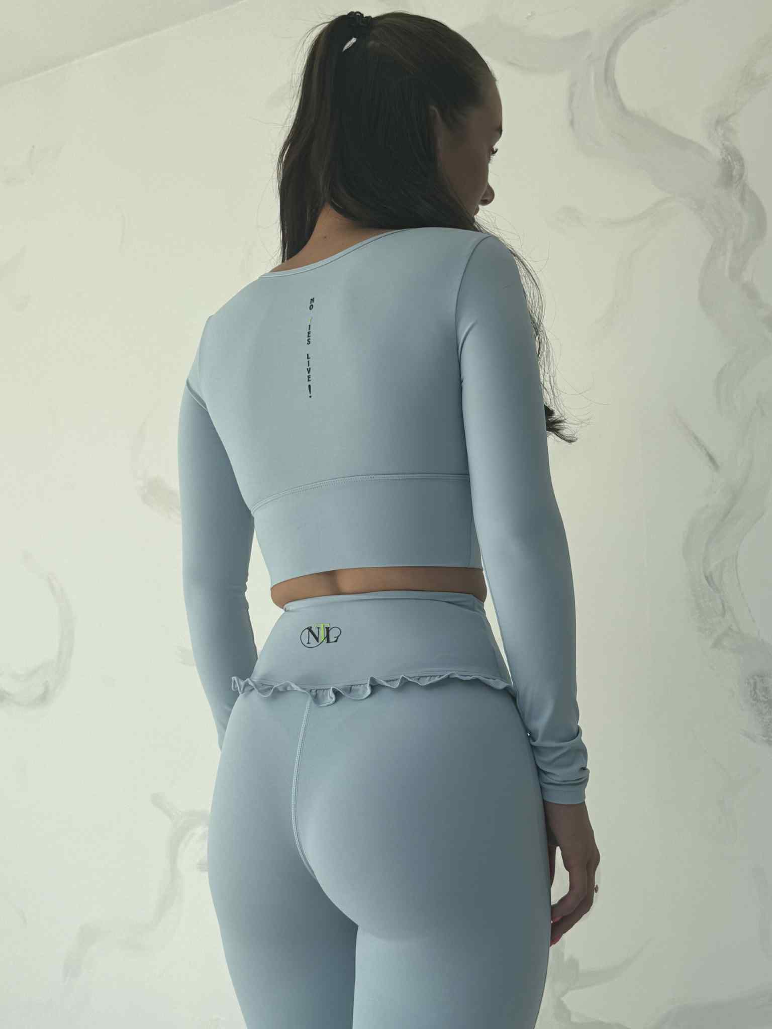 Hi waisted hip frill yoga set