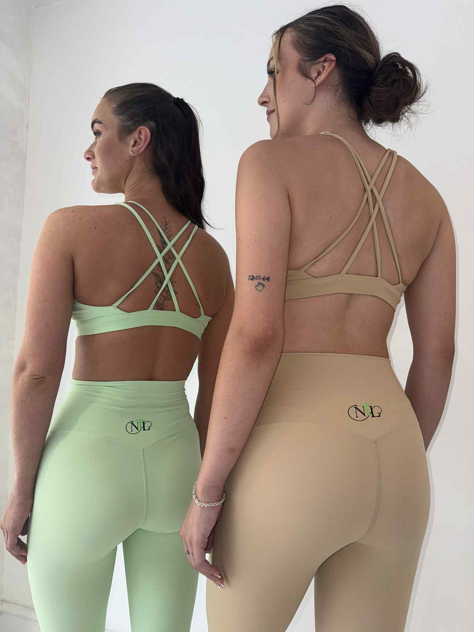 Strap back top, high waisted set