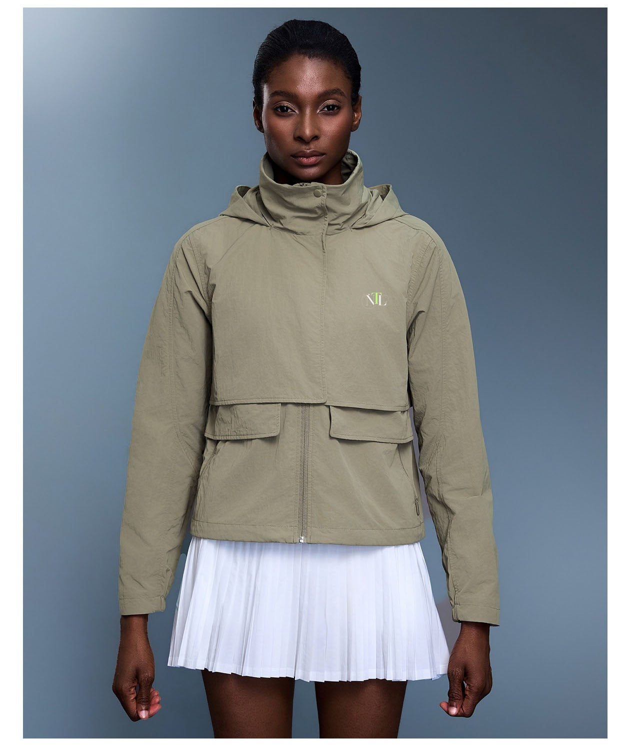 Double layered wind breaker jacket